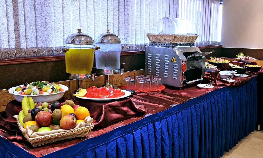 Signature Inn Al Riqqa 두바이 외부 사진