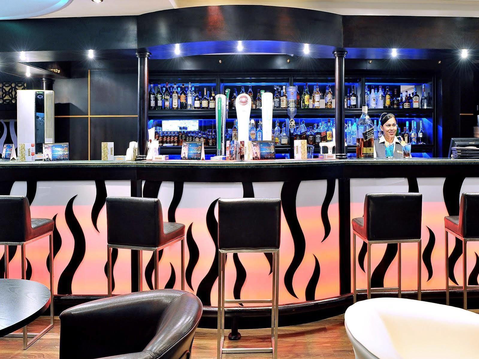 Signature Inn Al Riqqa 두바이 외부 사진