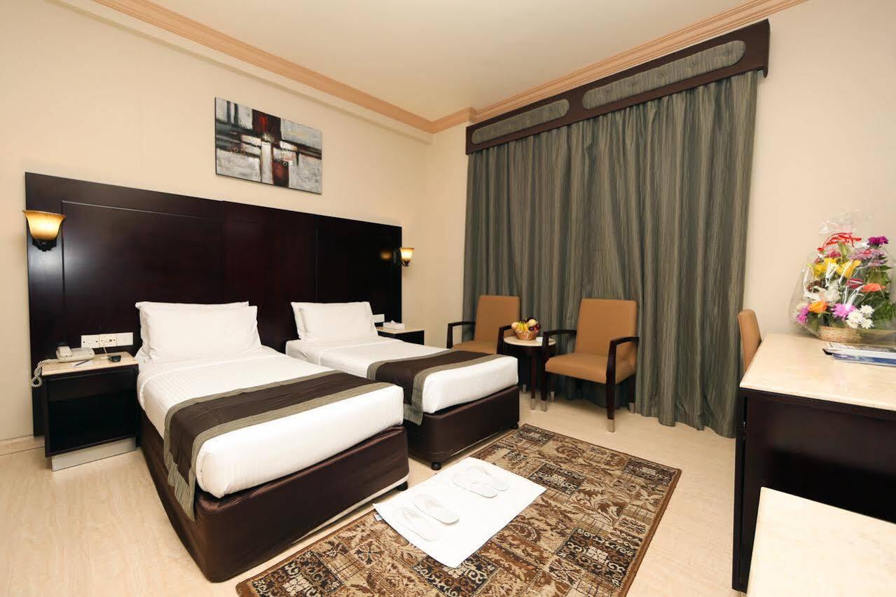 Signature Inn Al Riqqa 두바이 외부 사진